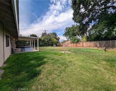 533 Esther Way - Photo Thumbnail 23