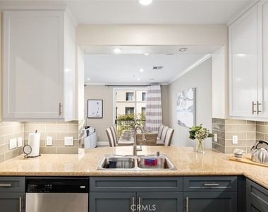 3372 Watermarke Place - Photo Thumbnail 12