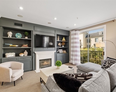 3372 Watermarke Place - Photo Thumbnail 3