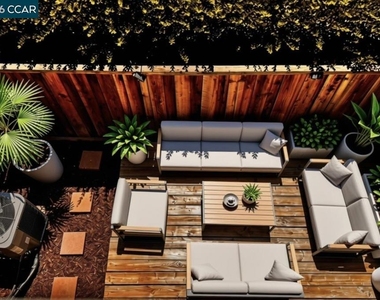 3092 Peppermill Cir - Photo Thumbnail 10