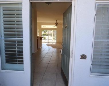 710 Central Park Pl - Photo Thumbnail 4