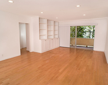 416 N Oakhurst Drive - Photo Thumbnail 2
