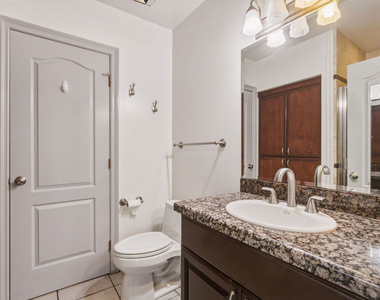 1132 S Doheny Drive - Photo Thumbnail 27