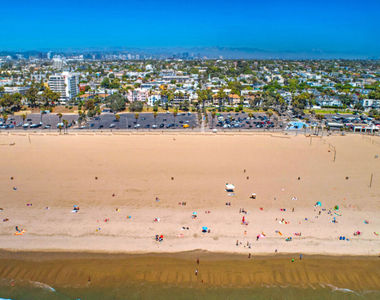 2221 Ocean Avenue - Photo Thumbnail 40