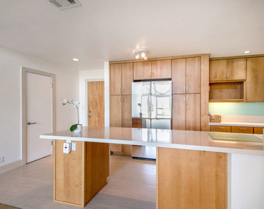 2221 Ocean Avenue - Photo Thumbnail 17