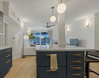 20 Catamaran Street - Photo Thumbnail 11