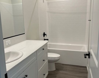 7323 Chetco River Street - Photo Thumbnail 8