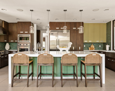 17352 Magnolia Boulevard - Photo Thumbnail 11