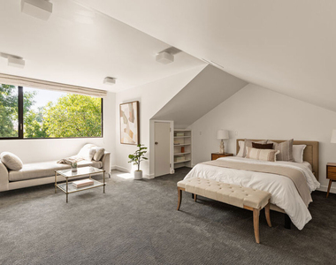 17352 Magnolia Boulevard - Photo Thumbnail 26