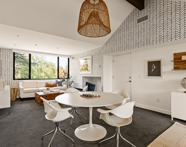 17352 Magnolia Boulevard - Photo Thumbnail 25