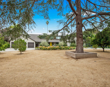 17352 Magnolia Boulevard - Photo Thumbnail 33