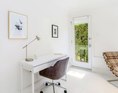 5866 Spring Oak Drive - Photo Thumbnail 22