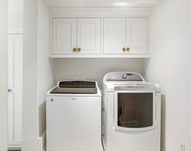 5866 Spring Oak Drive - Photo Thumbnail 24