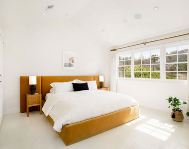 5866 Spring Oak Drive - Photo Thumbnail 14