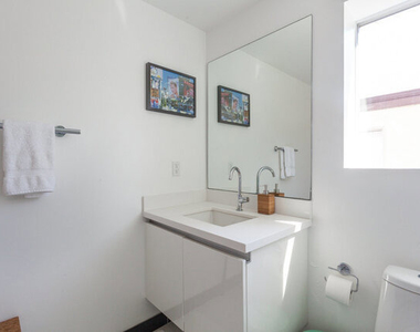 11776 Idaho Avenue - Photo Thumbnail 14