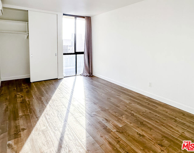 222 S Central Avenue - Photo Thumbnail 8