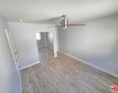5341 Vantage Avenue - Photo Thumbnail 15