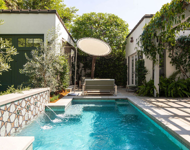 3787 Glenfeliz Boulevard - Photo Thumbnail 44