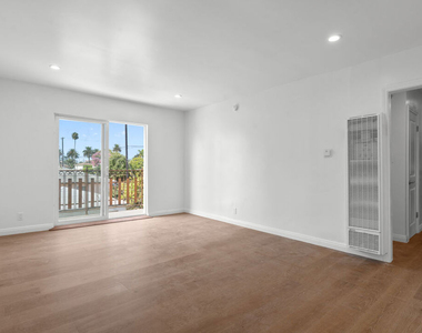 616 Sunset Avenue - Photo Thumbnail 9
