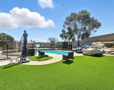 4439 Powderhorn Drive - Photo Thumbnail 34
