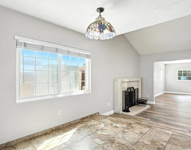 4439 Powderhorn Drive - Photo Thumbnail 5
