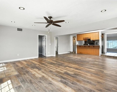 4439 Powderhorn Drive - Photo Thumbnail 20