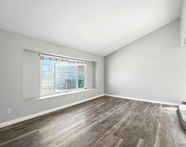 4439 Powderhorn Drive - Photo Thumbnail 2