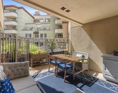 1501 Front Street - Photo Thumbnail 12