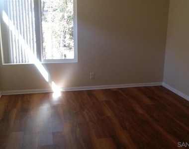 10026 Maya Linda Road, - Photo Thumbnail 2