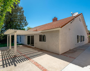 3235 Sierra Drive - Photo Thumbnail 28