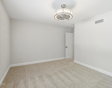 3235 Sierra Drive - Photo Thumbnail 26