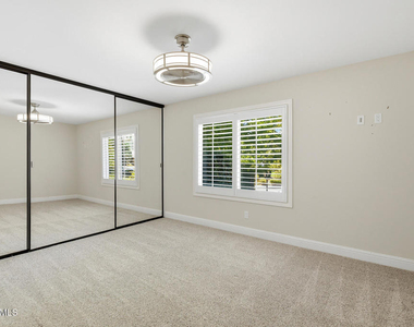 3235 Sierra Drive - Photo Thumbnail 25