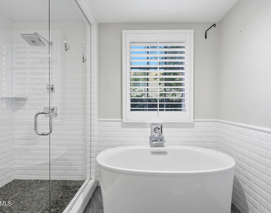 3235 Sierra Drive - Photo Thumbnail 18