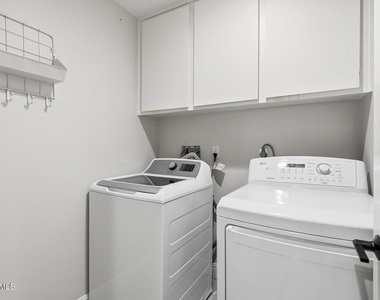 3235 Sierra Drive - Photo Thumbnail 21