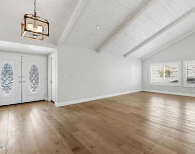3235 Sierra Drive - Photo Thumbnail 3
