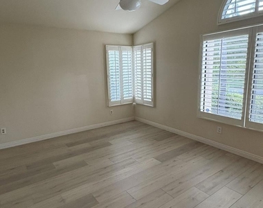 509 Messina Place - Photo Thumbnail 9