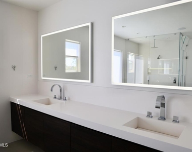 6072 Mandeville Place - Photo Thumbnail 38