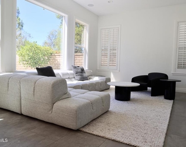6072 Mandeville Place - Photo Thumbnail 17