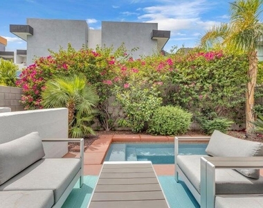 3563 Penny Lane - Photo Thumbnail 24