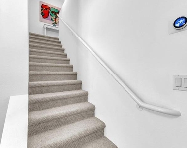 3563 Penny Lane - Photo Thumbnail 13