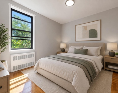 525-527 Riverdale Avenue - Photo Thumbnail 1