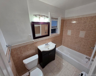 98 Bushey Avenue - Photo Thumbnail 19