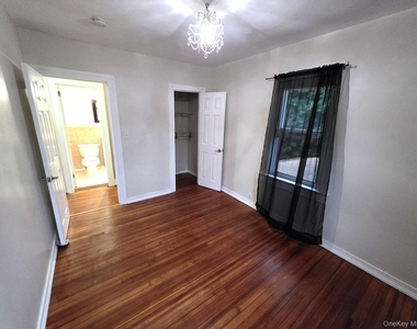 98 Bushey Avenue - Photo Thumbnail 14