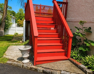 98 Bushey Avenue - Photo Thumbnail 26