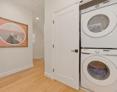 97 Wisconsin Street - Photo Thumbnail 23