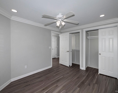 3705 Townhouse Drive - Photo Thumbnail 7