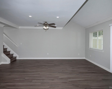 2505 Townhouse Drive - Photo Thumbnail 2