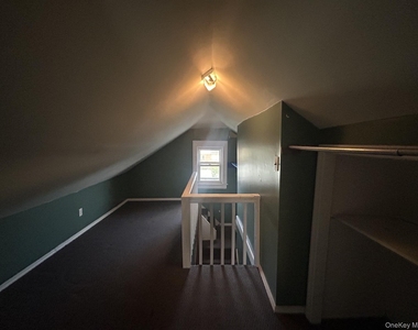 76 Robinwood Avenue - Photo Thumbnail 9