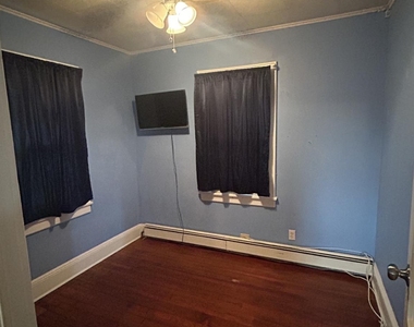 76 Robinwood Avenue - Photo Thumbnail 5