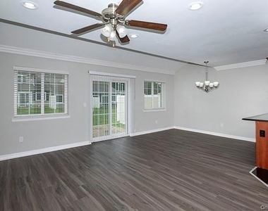 2305 Townhouse Drive - Photo Thumbnail 2